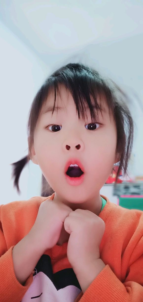 五岁小孩脑干肿瘤怎么治疗，跪下大家出一下注意